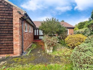 Photo 18- click for photo gallery